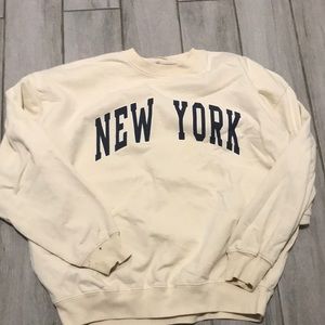 Brandy Melville Crewneck